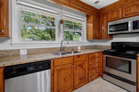 211 6th Avenue Mount Pleasant SC 29464