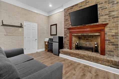 211 6th Avenue Mount Pleasant SC 29464