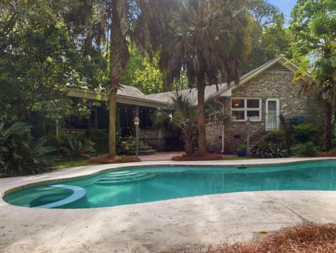 132 Tupper Lane Summerville SC 29483