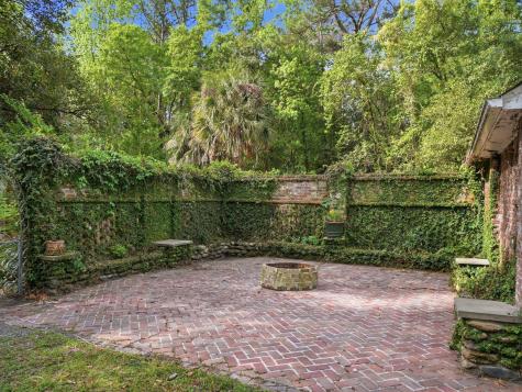 132 Tupper Lane Summerville SC 29483