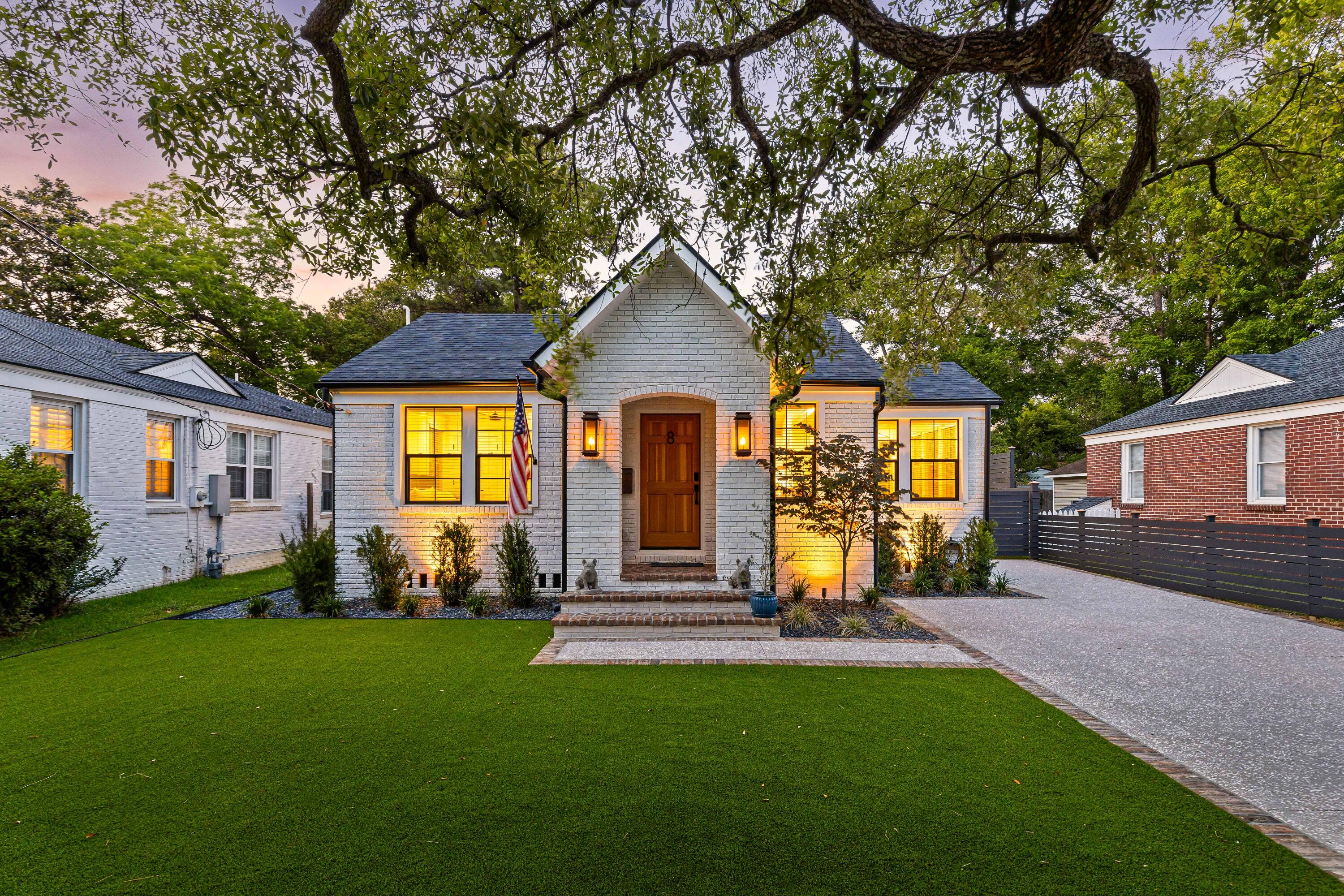 8 Yeadon Avenue Charleston SC 29407