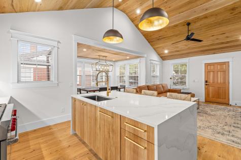 8 Yeadon Avenue Charleston SC 29407