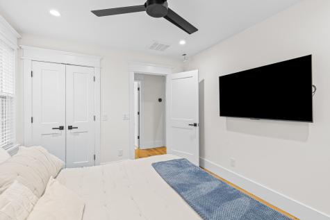 8 Yeadon Avenue Charleston SC 29407