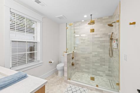 8 Yeadon Avenue Charleston SC 29407