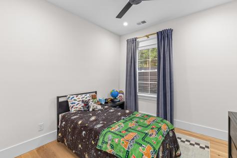8 Yeadon Avenue Charleston SC 29407