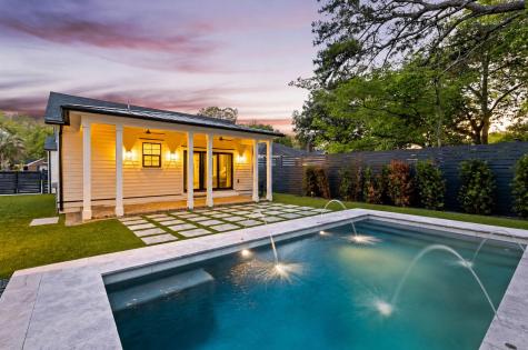 8 Yeadon Avenue Charleston SC 29407