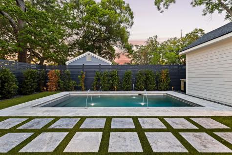 8 Yeadon Avenue Charleston SC 29407
