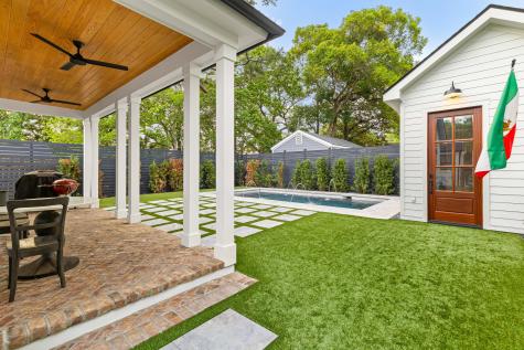 8 Yeadon Avenue Charleston SC 29407