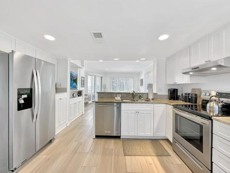 8500 Palmetto Drive Isle Of Palms SC 29451