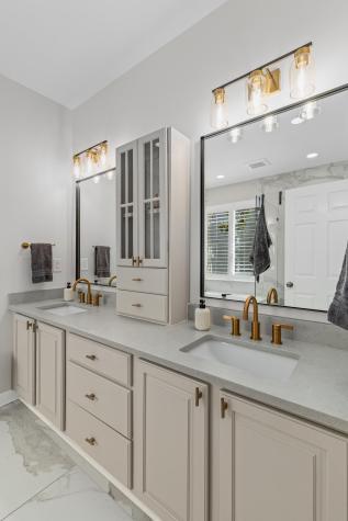 164 Etiwan Park Street Daniel Island SC 29492