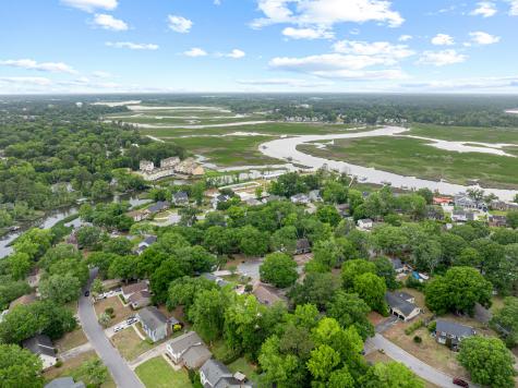 5924 Commonwealth Circle Hanahan SC 29410