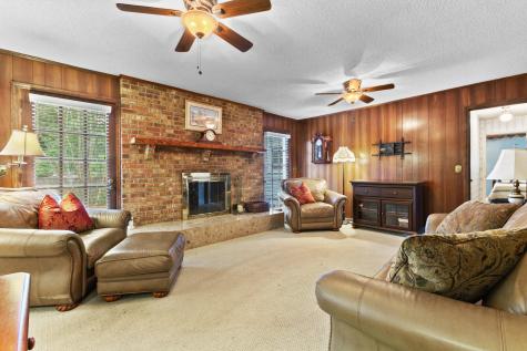 5924 Commonwealth Circle Hanahan SC 29410