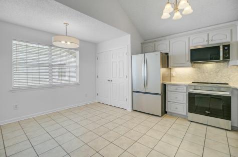 9958 Hallsford Drive Ladson SC 29456