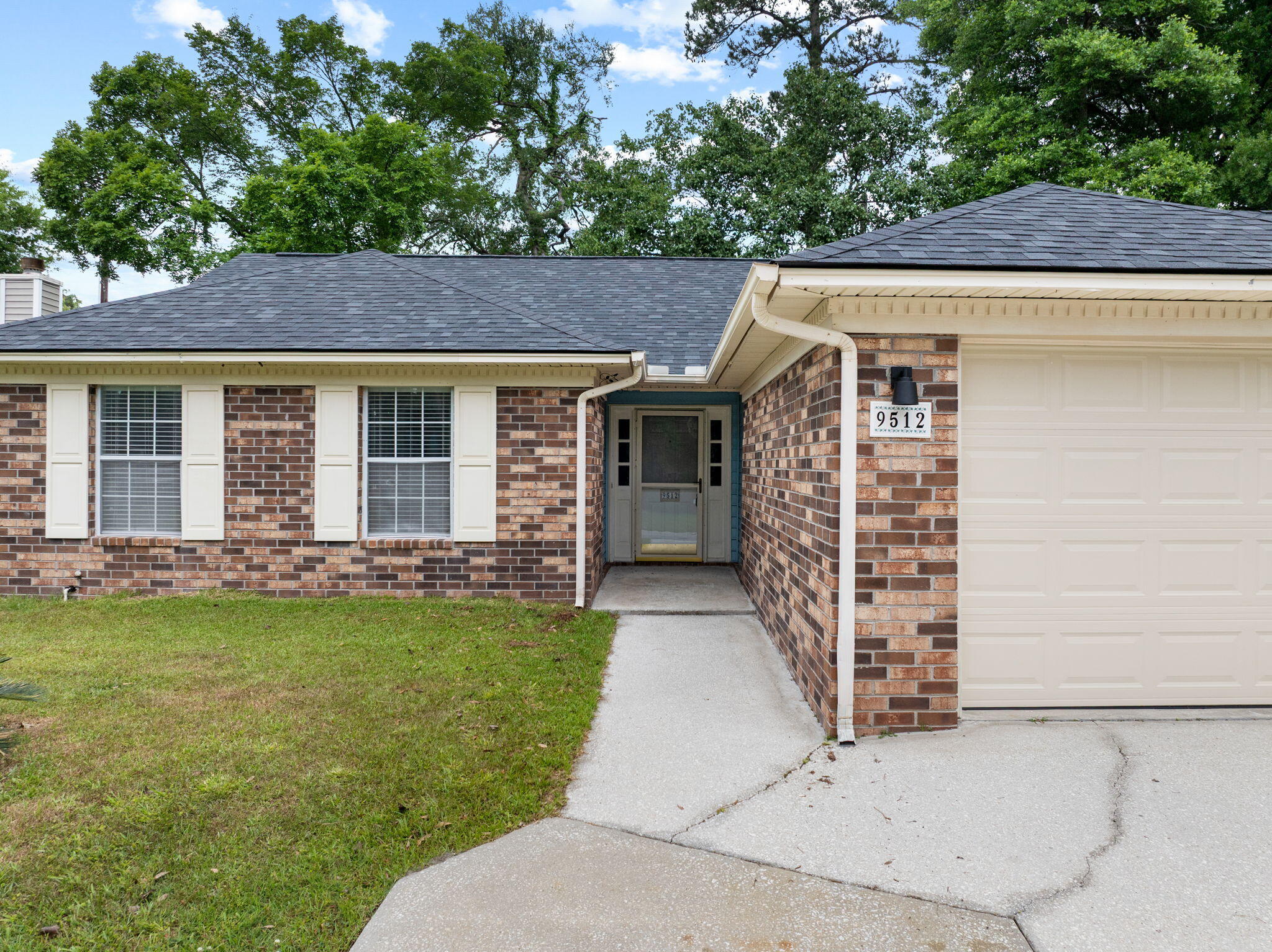 9512 One Notch Road Ladson SC 29456