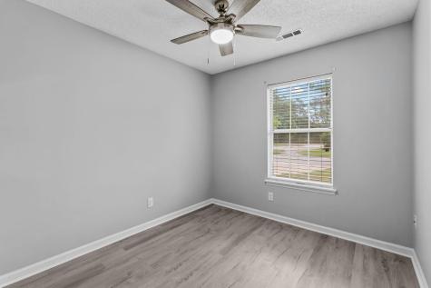 9512 One Notch Road Ladson SC 29456