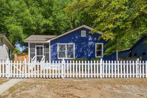 2217 Cambridge Avenue North Charleston SC 29405