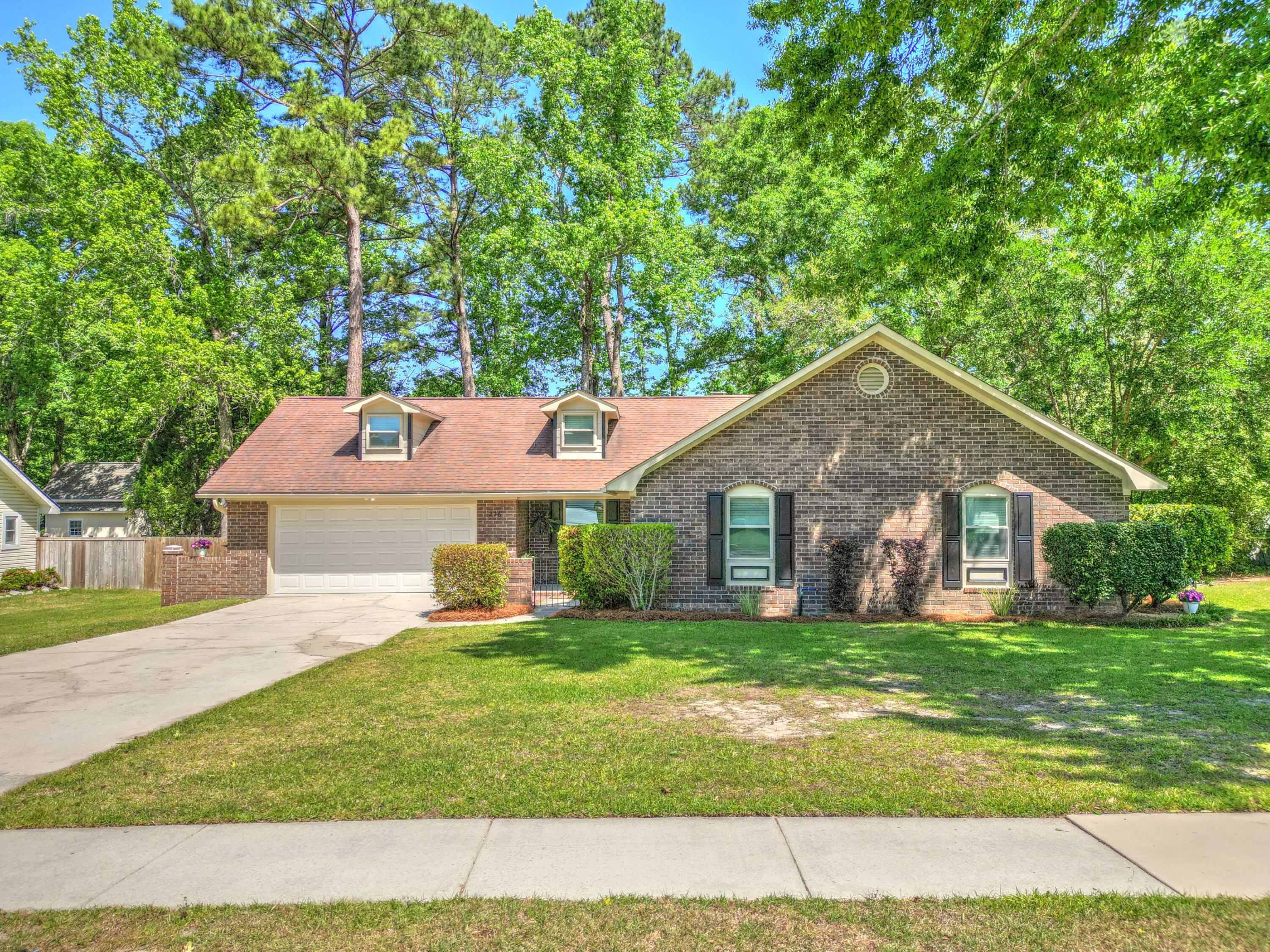 226 Smythe Drive Summerville SC 29485