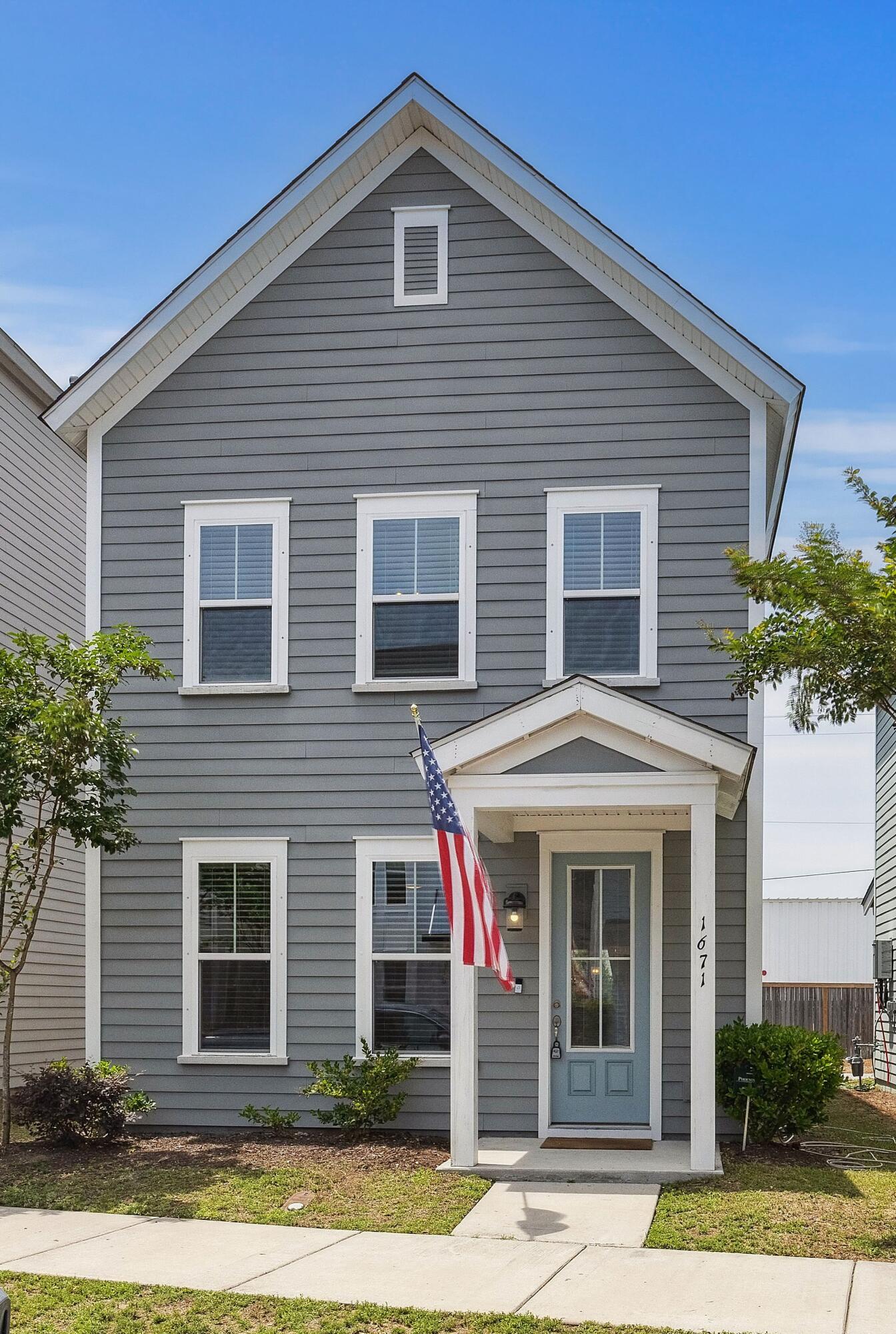 1671 Indy Drive North Charleston SC 29405
