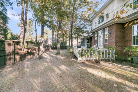 4201 Meadowbrook Court North Charleston SC 29420