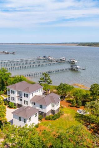 401 Wayfaring Point Daniel Island SC 29492