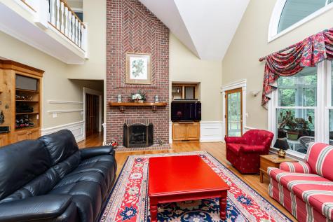 101 Drayton Drive Summerville SC 29483