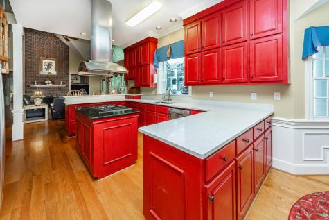 101 Drayton Drive Summerville SC 29483