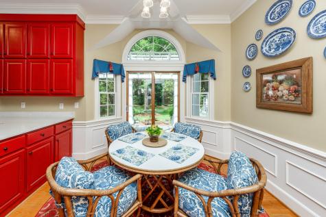 101 Drayton Drive Summerville SC 29483