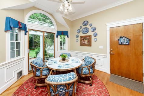 101 Drayton Drive Summerville SC 29483