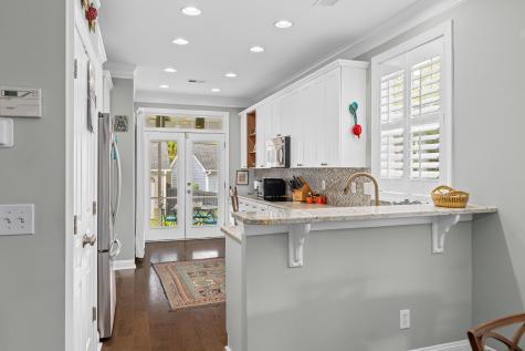 1854 Pierce Street Charleston SC 29492