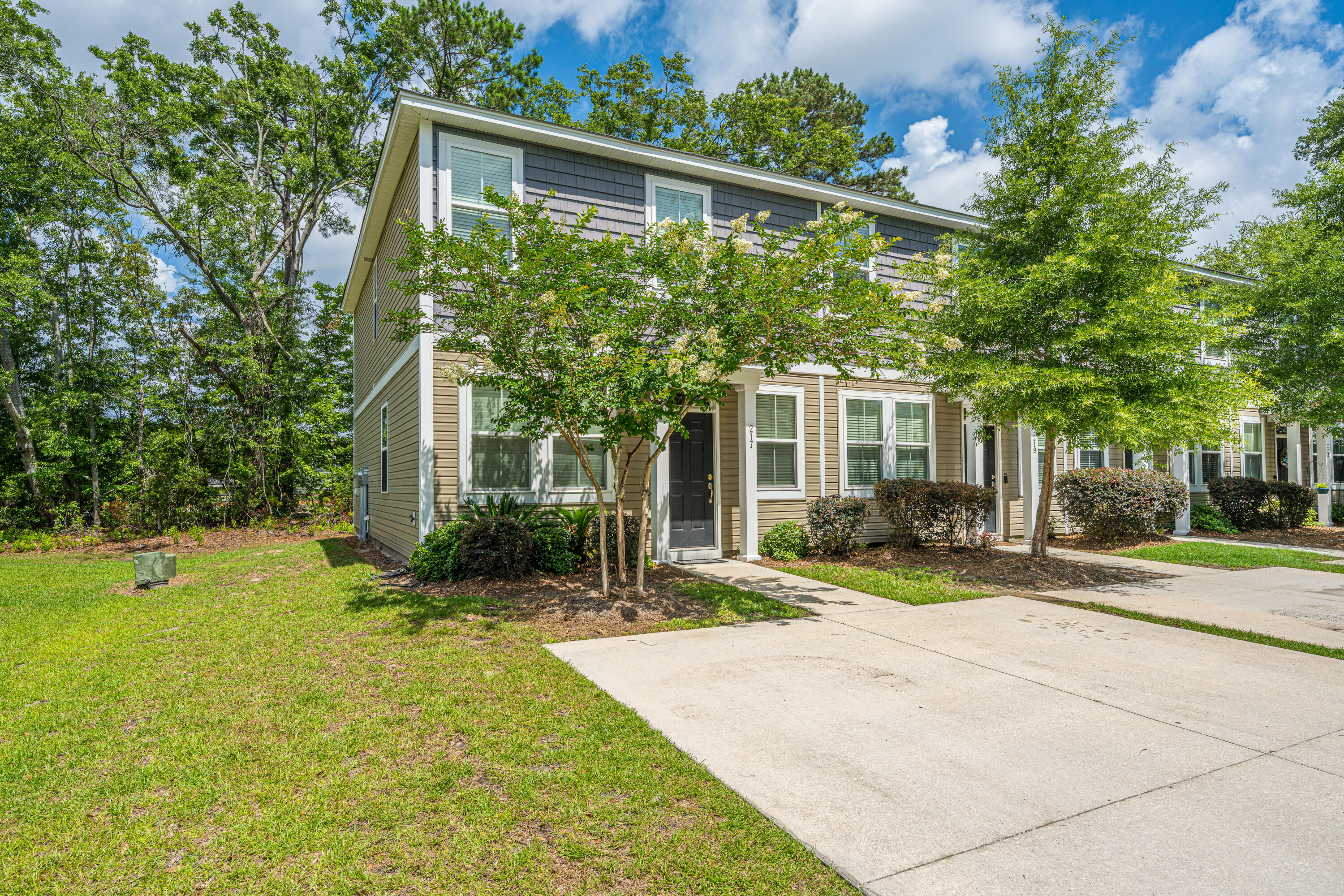 217 Alston Street Summerville SC 29483