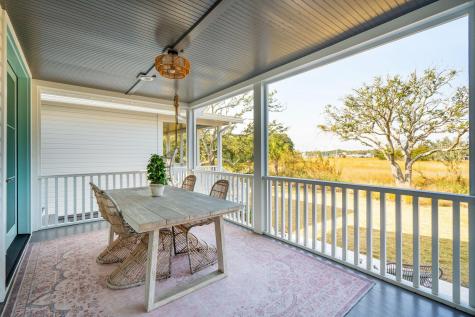 212 Live Oak Drive Mount Pleasant SC 29464