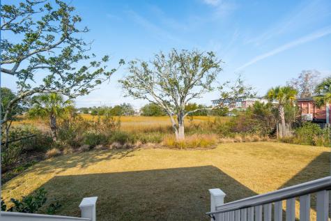 212 Live Oak Drive Mount Pleasant SC 29464