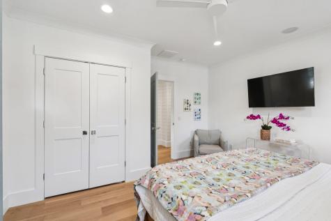 212 Live Oak Drive Mount Pleasant SC 29464