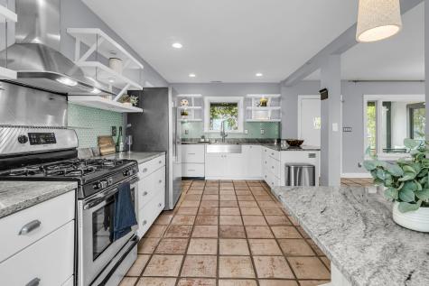 706 Arcadian Way Charleston SC 29407