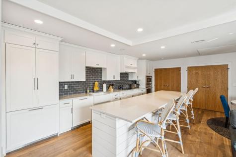 241 E Bay Street Charleston SC 29401