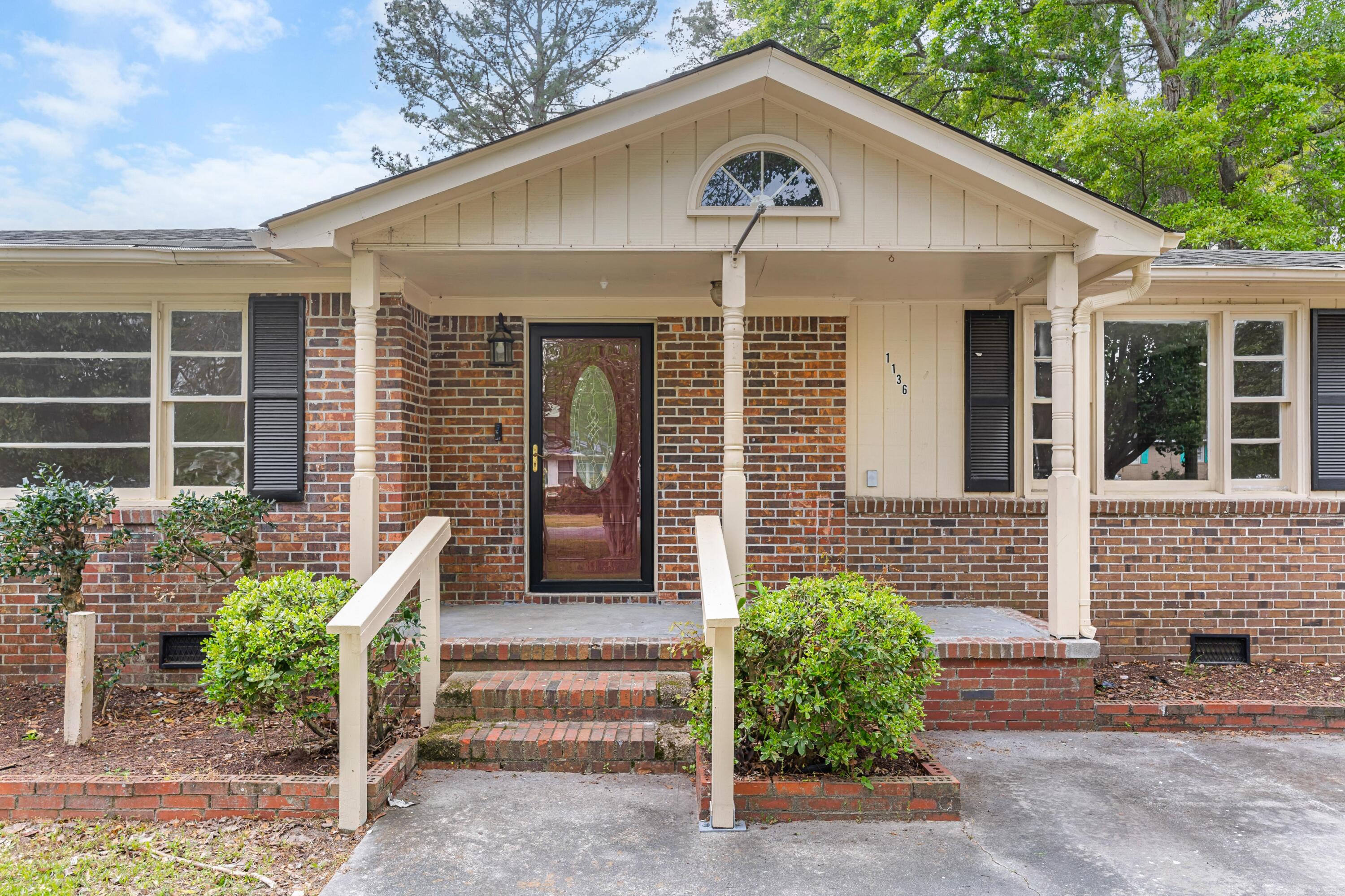 1136 Lakeshore Drive Orangeburg SC 29115
