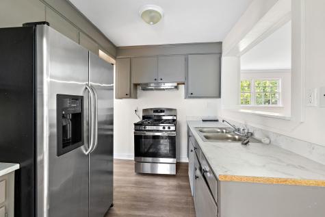 2716 Leola Street North Charleston SC 29405