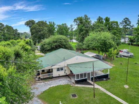10841 Highway 260 Manning SC 29102