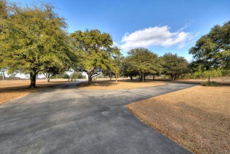1146 Oak Grove Church Road Manning SC 29102
