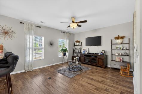 158 Firethorn Goose Creek SC 29445