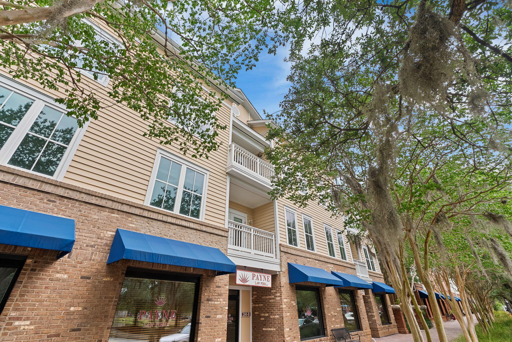 280 Seven Farms Drive Charleston SC 29492