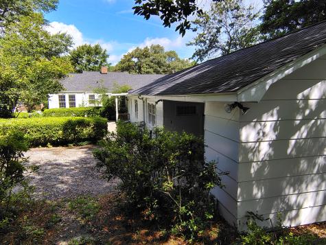 406 Thames Street Manning SC 29102