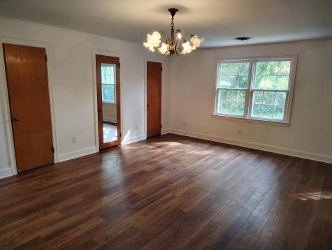406 Thames Street Manning SC 29102