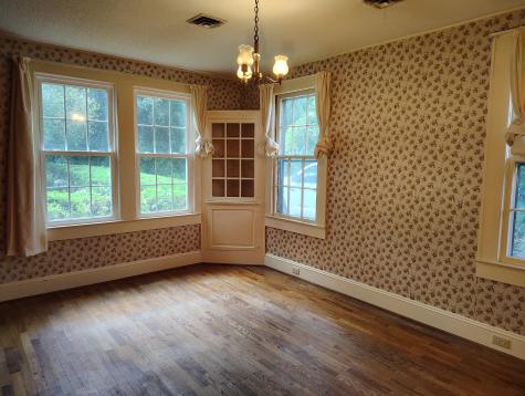 406 Thames Street Manning SC 29102