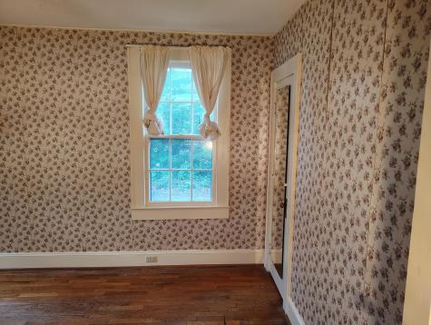 406 Thames Street Manning SC 29102