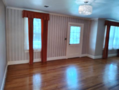 406 Thames Street Manning SC 29102