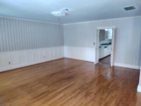 406 Thames Street Manning SC 29102