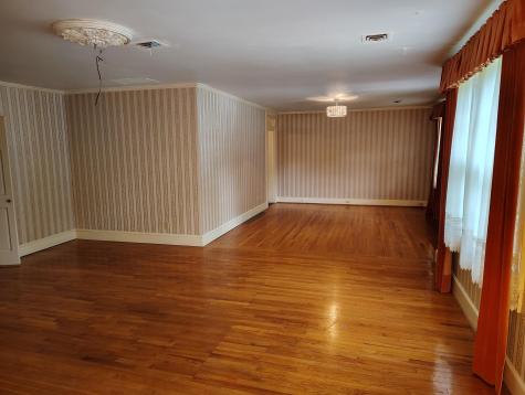 406 Thames Street Manning SC 29102