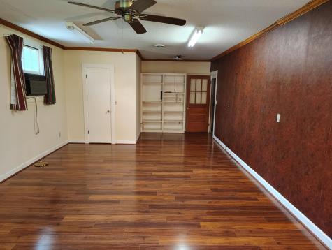406 Thames Street Manning SC 29102