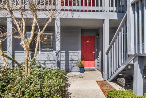 1530 Fort Johnson Road Charleston SC 29412